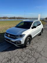 Volkswagen T-Cross 1.0 TSI DSG Garantie geringe Kilometer - VW T-Cross Gebrauchtwagen in Köln