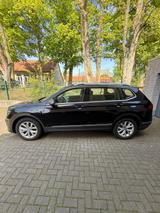 Volkswagen Tiguan Allspace 2.0 TSI OPF 162kW DSG 4MOTIO... - VW Tiguan Allspace Gebrauchtwagen in Bielefeld