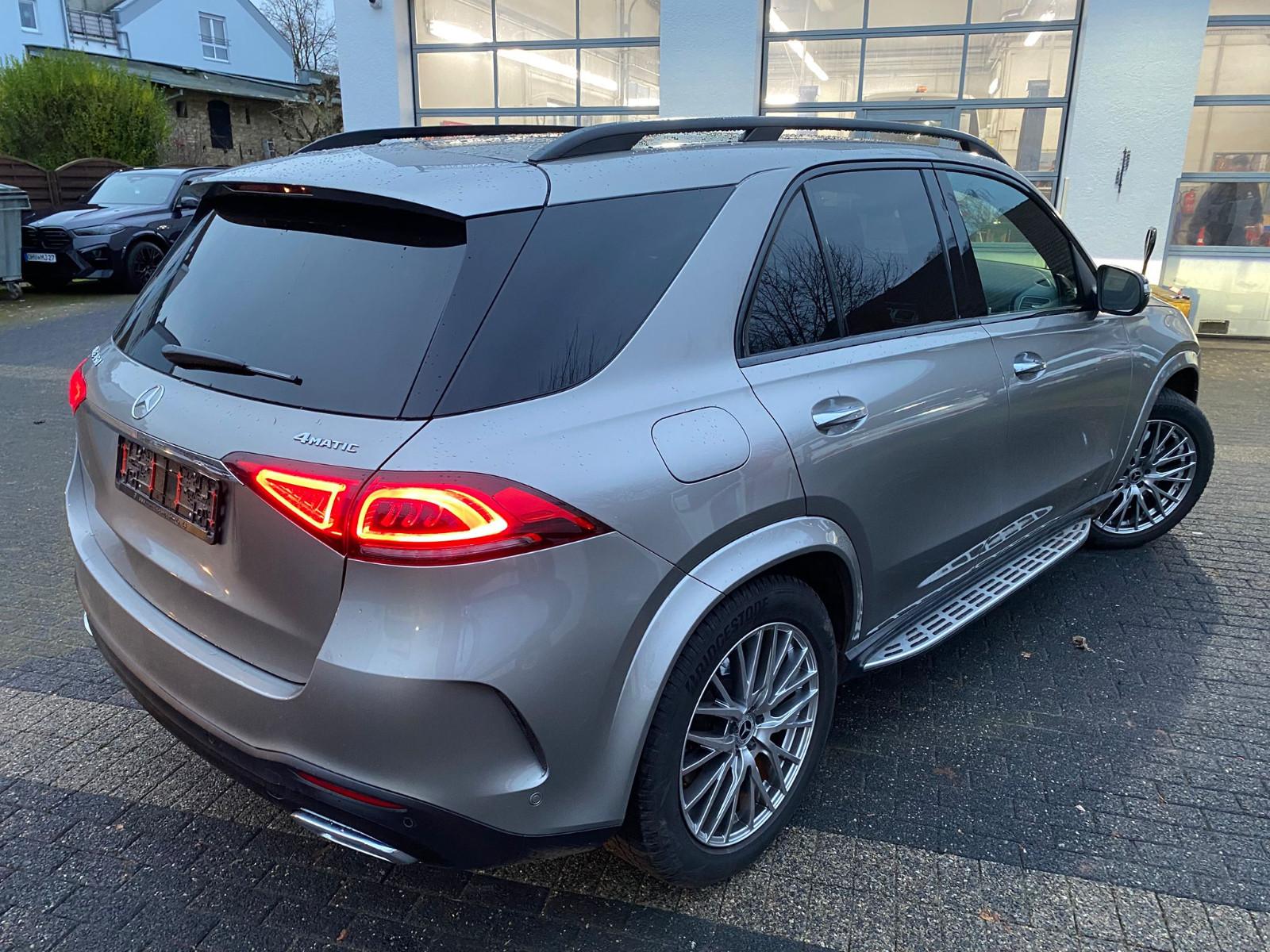 Mercedes-Benz GLE 450 4M 9G AMG LINE+AIRMATIC+LED+DISTRONIC