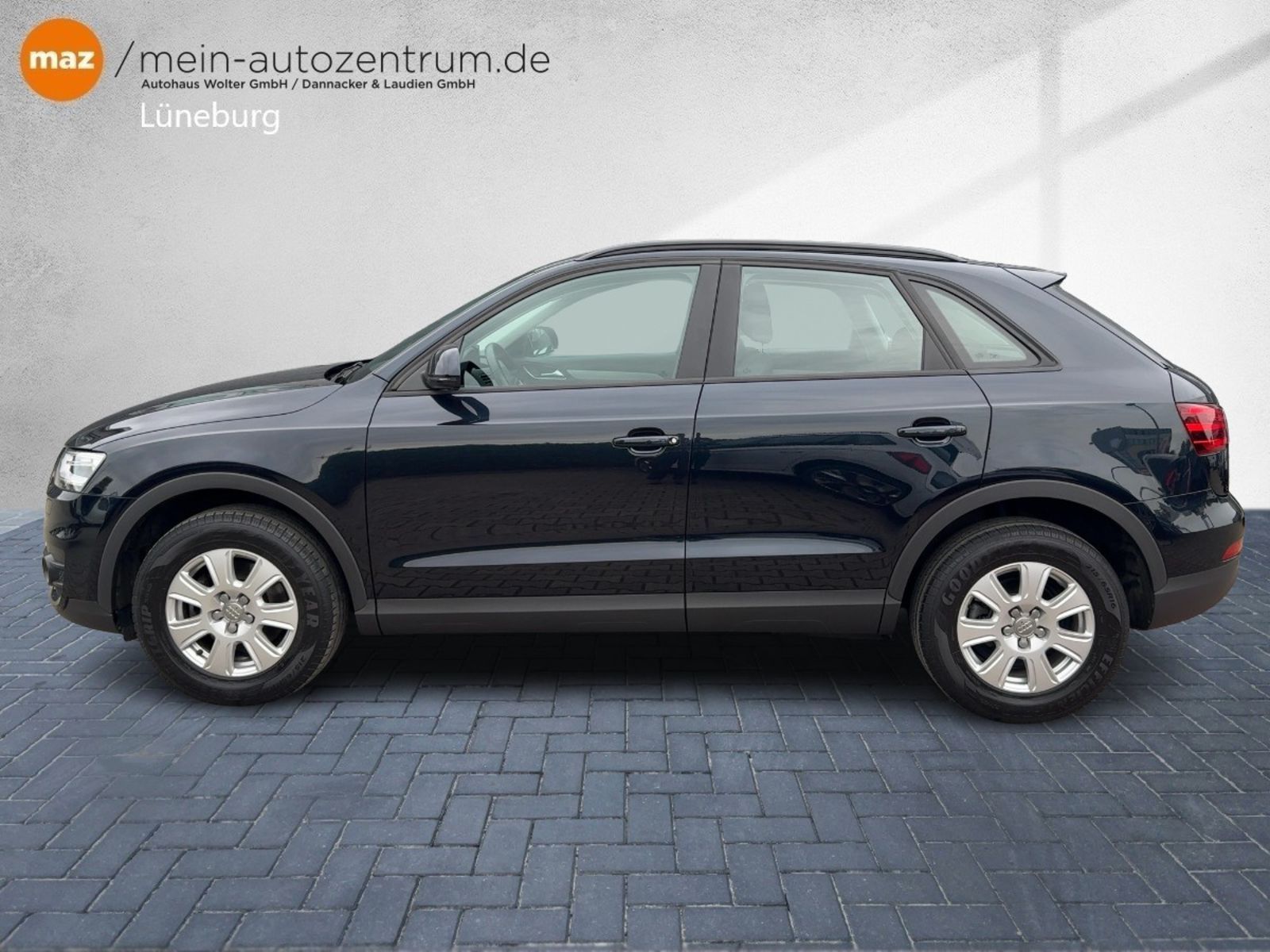 Fahrzeugabbildung Audi Q3 2.0 TFSI quattro Alu XenonPlus APS Sitzh.