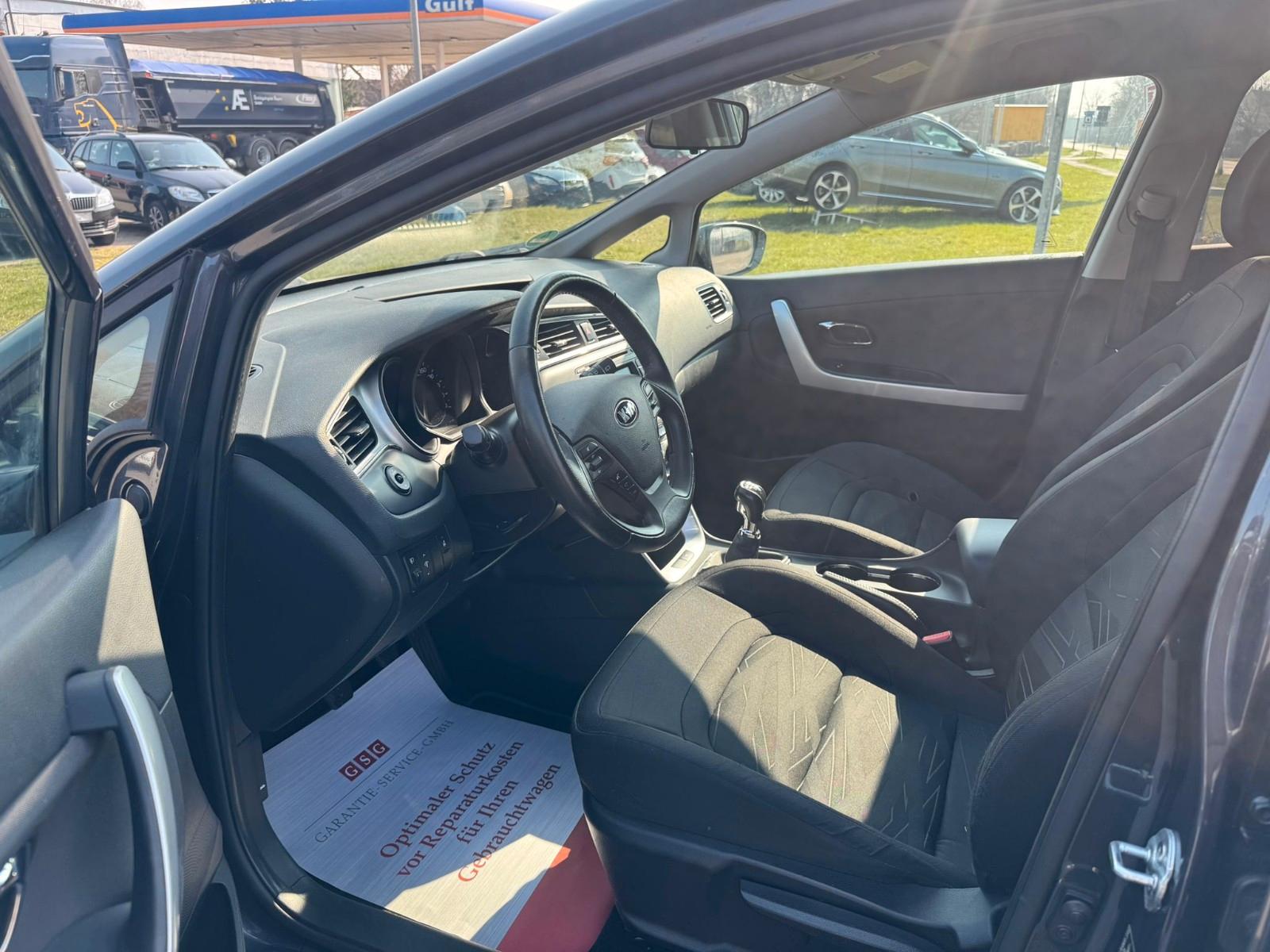 Kia ANDERE Ceed Sportswagon Edition 7