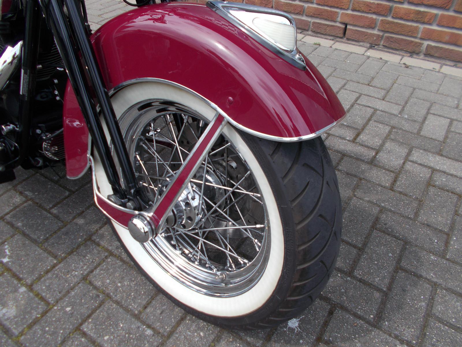 Harley-Davidson FLSTSC Softail Springer Classic