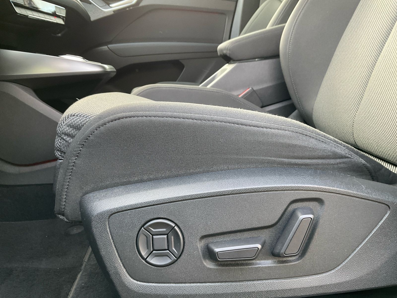 Audi Q4 e-tron - Bild 21