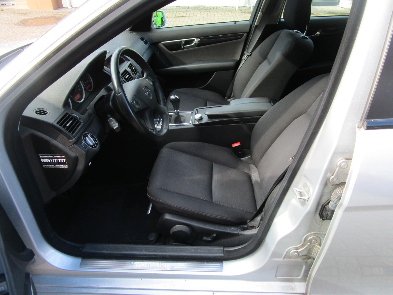 Mercedes-Benz C200 2008 — photo 7