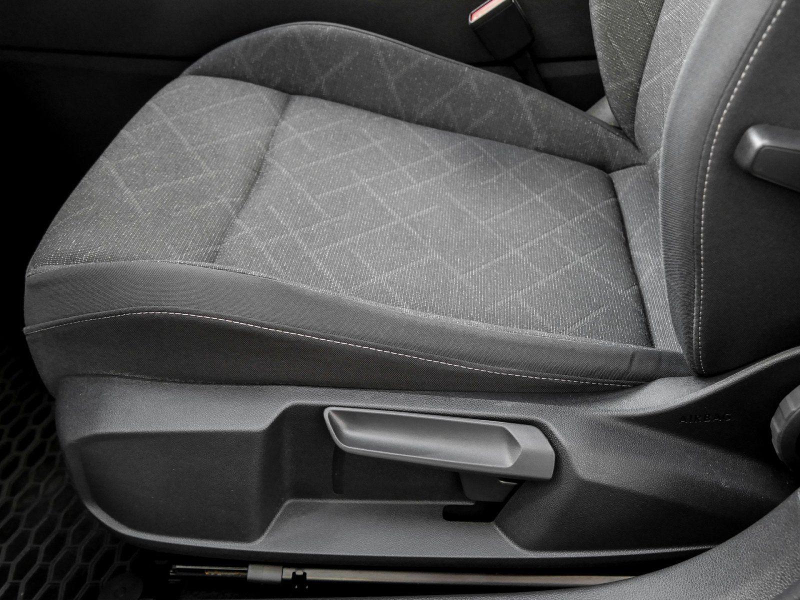 Volkswagen Golf VIII 2.0 TDI DSG Life ACC LED IQ.DRIVE Carp, миниатюра 15