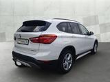 BMW X1 sDrive 18 i Sport Line +AHK+SHZ+BOSE+LED+ - BMW X1 mit Benzin-Antrieb