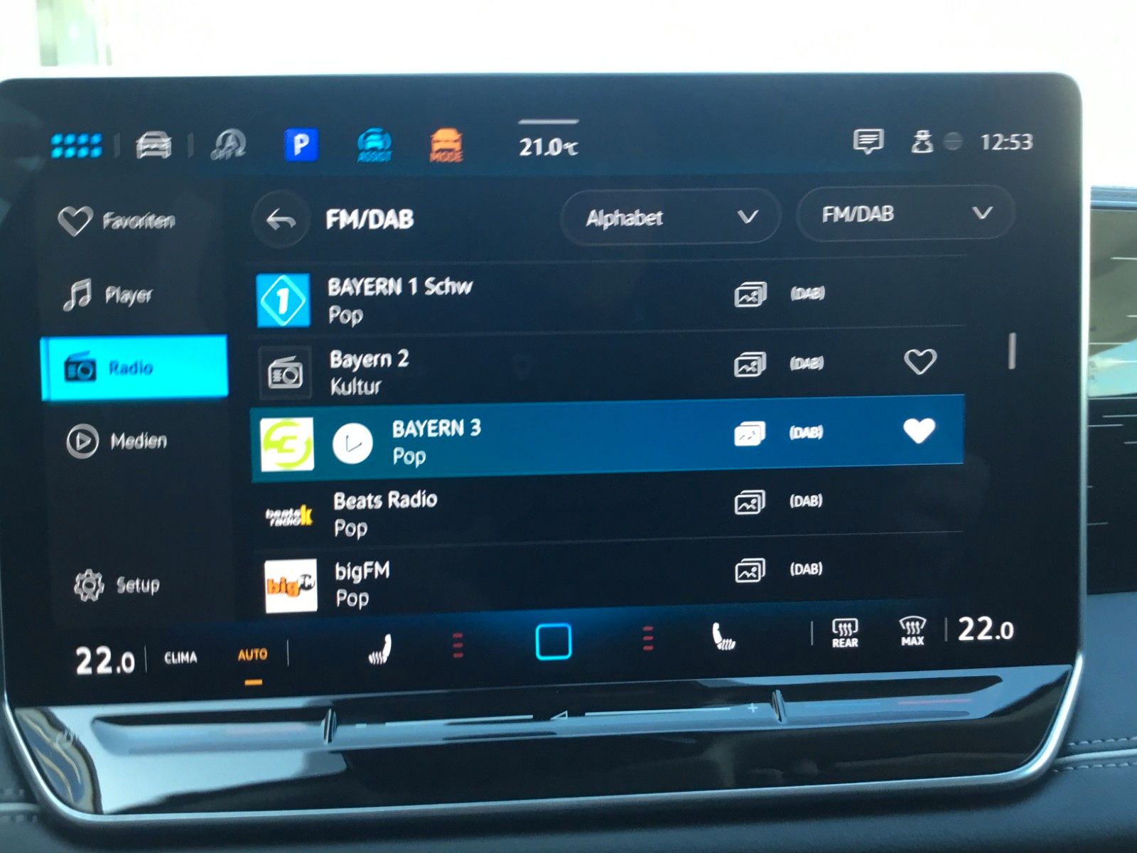 Fahrzeugabbildung Volkswagen Tiguan 1.5 eTSI DSG Elegance+360°+MatrixLED+AHK