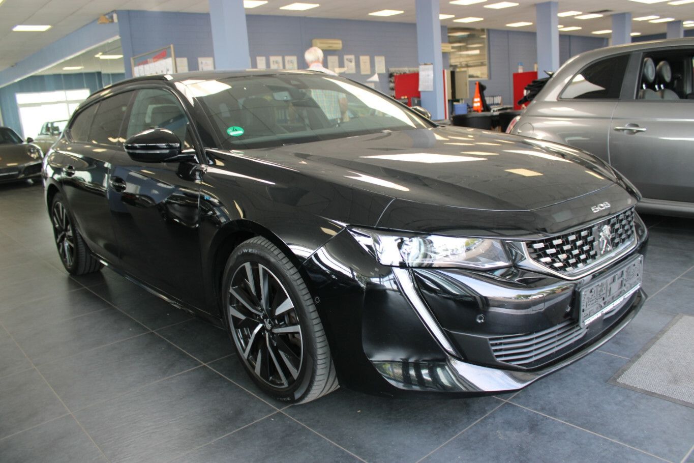 Peugeot 508 SW Hybrid 225 e-EAT8 GT