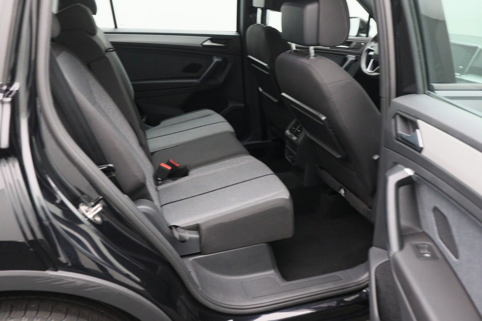 Fahrzeugabbildung SEAT Tarraco 4Drive ACC AHK Navi Kamera7Sitze
