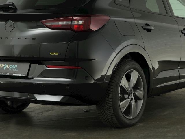Grandland GSe 4X4 PHEV AT+AHK+NAVI+360 GRAD KAME