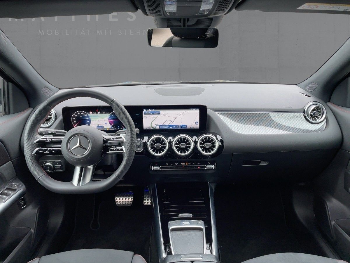 Fahrzeugabbildung Mercedes-Benz GLA 200 d AMG/Night/360°/AHK