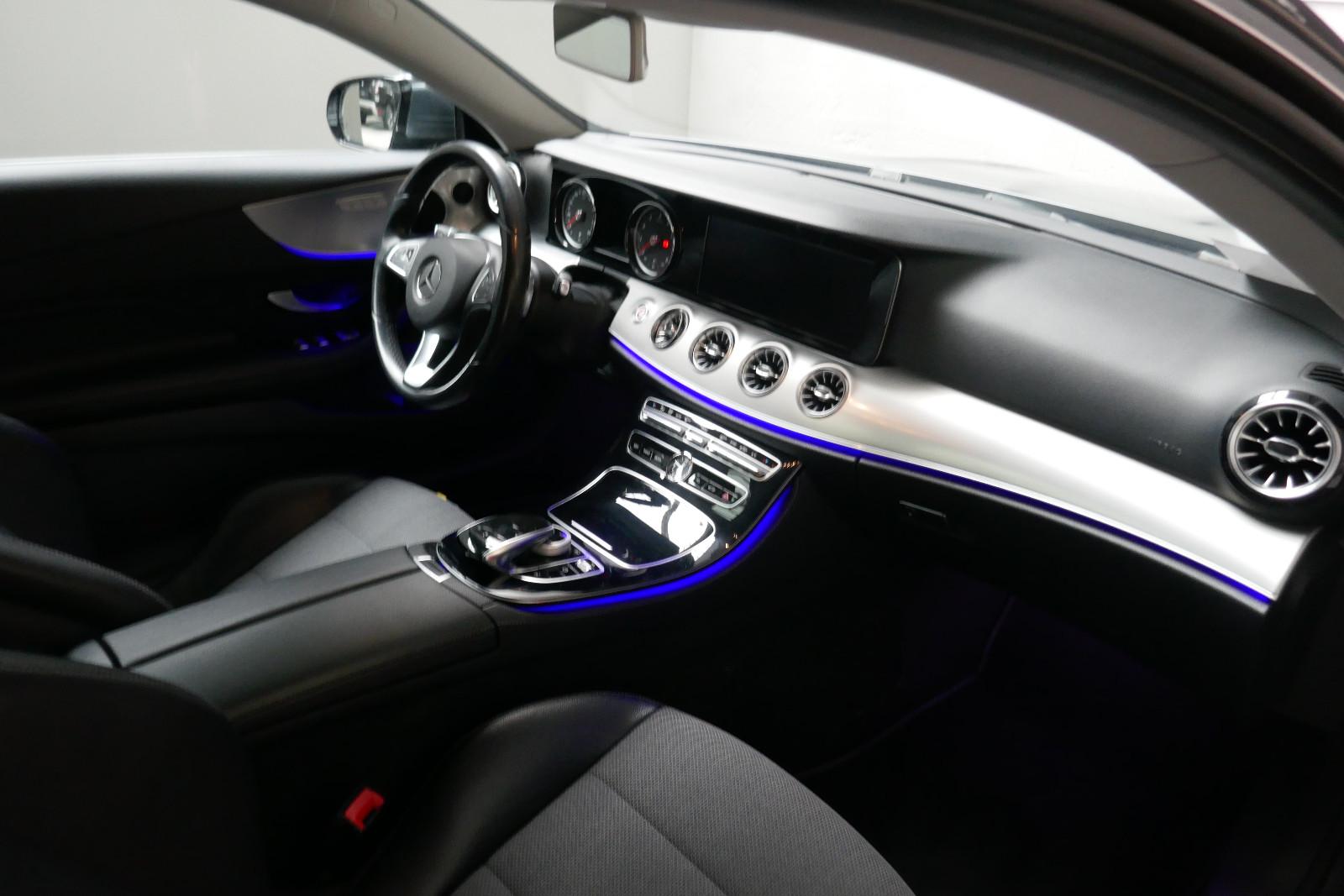 Mercedes-Benz E 300 E Coupe TOP ZUSTAND*LEDER*SD*NAVI*KAMERA