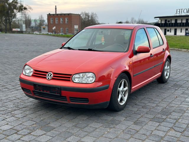 Volkswagen Golf 1.6 Klima TÜV 02/2025