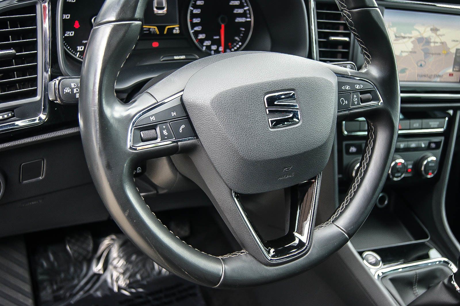 Fahrzeugabbildung SEAT Ateca 1.4TSI Xcellence LEDER NAVI 360°KAMERA ACC