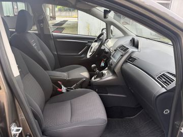 Toyota Verso - 11