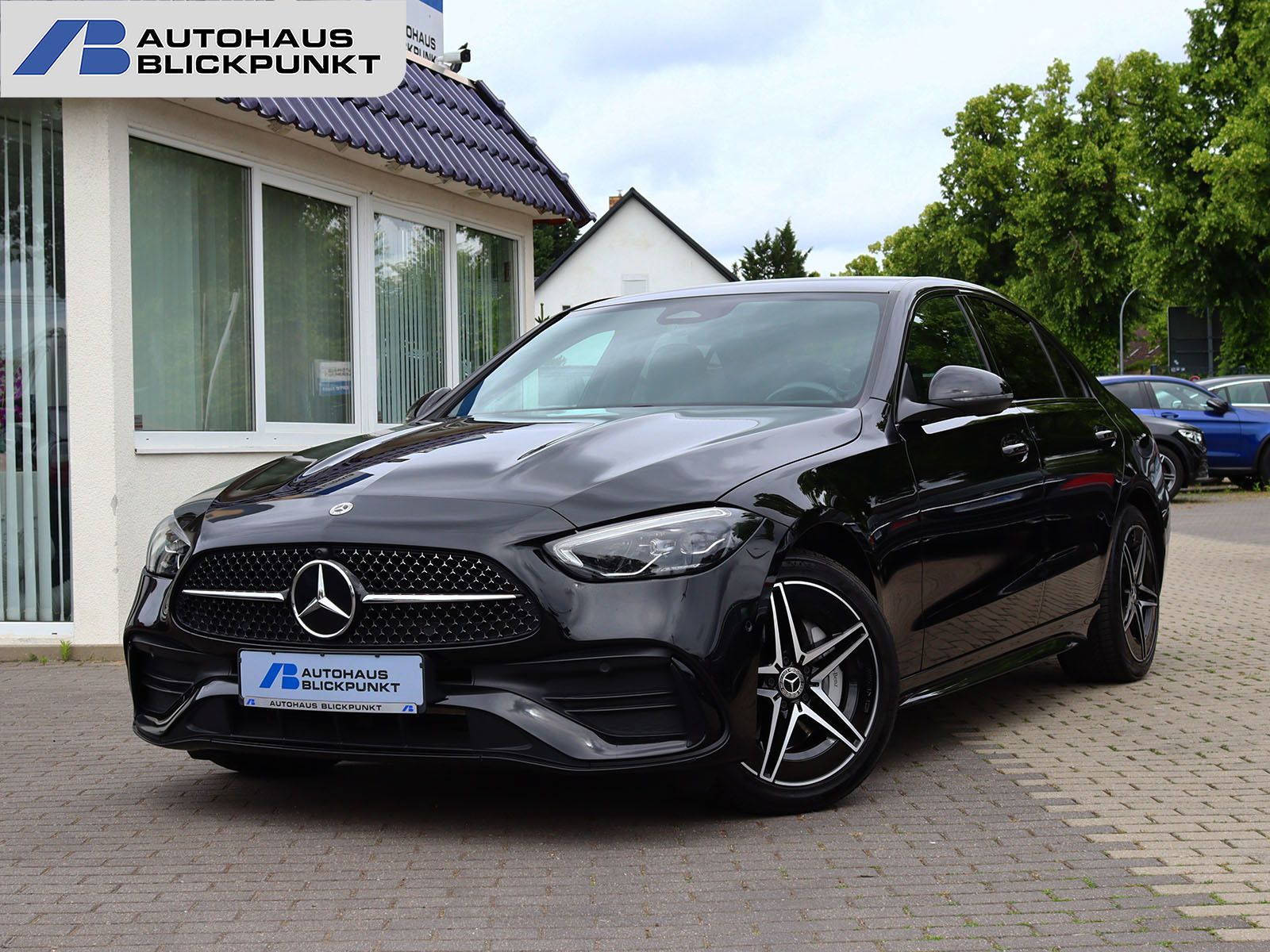 MERCEDES-BENZ C 300 e 3x AMG NIGHT KAMERA+KEYLESS+MBUX+LED