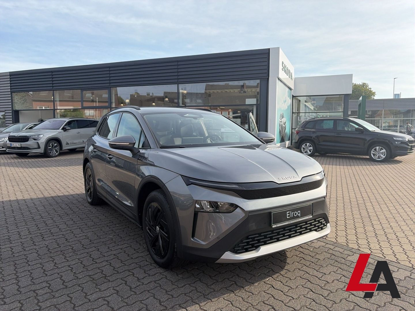 Skoda Elroq Essence 60  NAVI SHZ AHK PDC LED KAMERA AC imagem 3