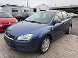 Ford Focus-Ghia-1.Hand-Tüv-Neu- - Ford Focus aus 2006: Ghia