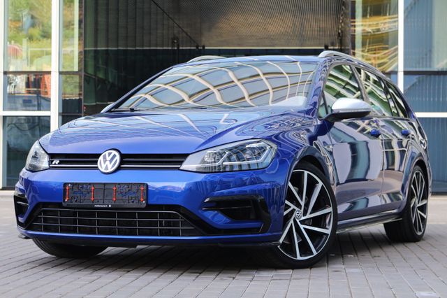 Volkswagen Golf R Variant DSG/PANO/DYN/ACC/KAMERA/KEYLESS