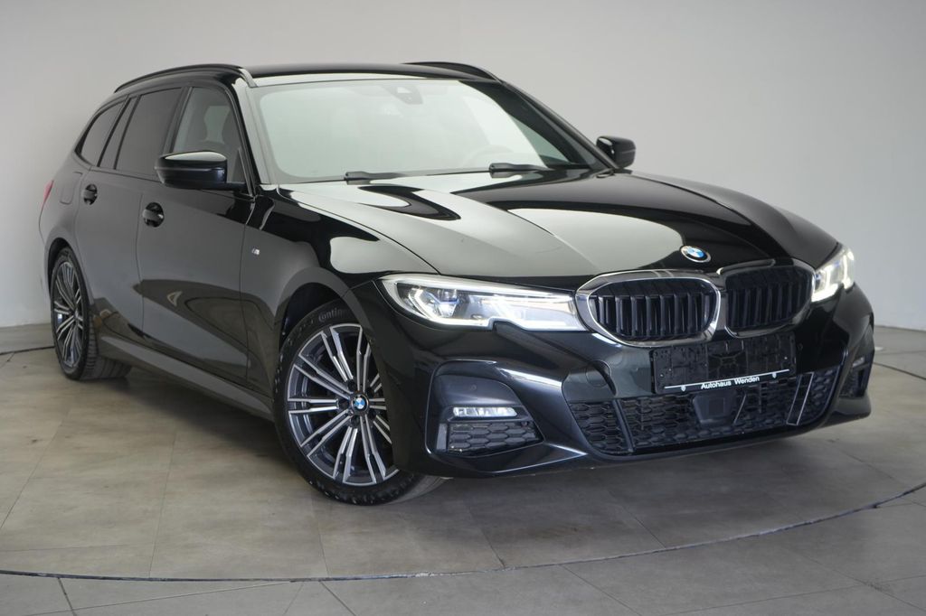 Image of BMW 320