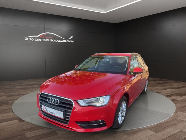 Audi A3 1.4 TFSI Attraction MMI Temp PDC Klimaaut Xen