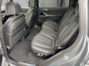 BMW X7 - 10