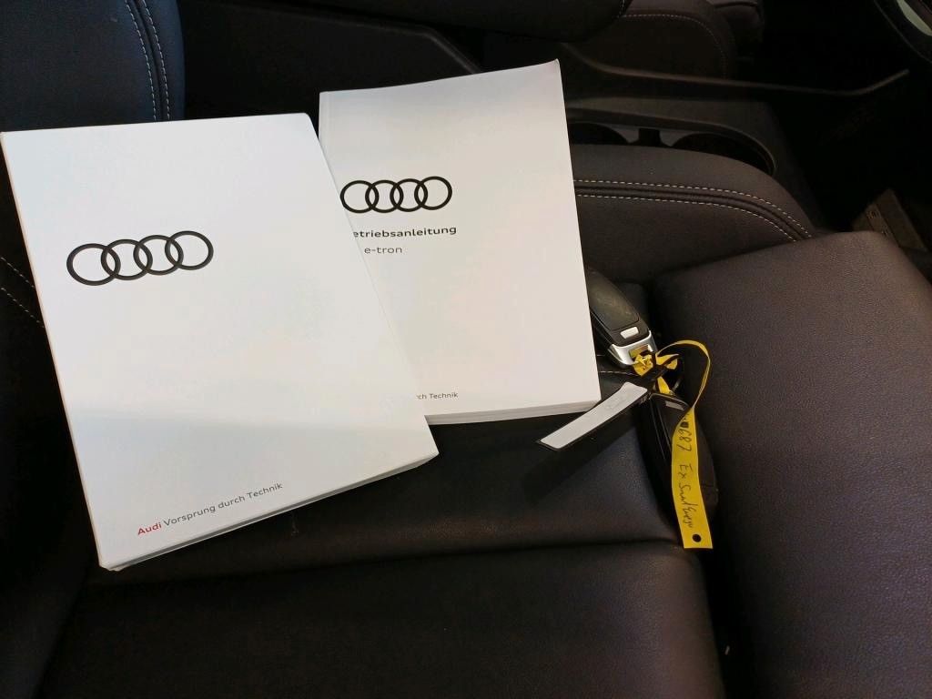 Audi Q4 e-tron Sportback 40 S-Line 20Zoll LEDER AHK foto 6