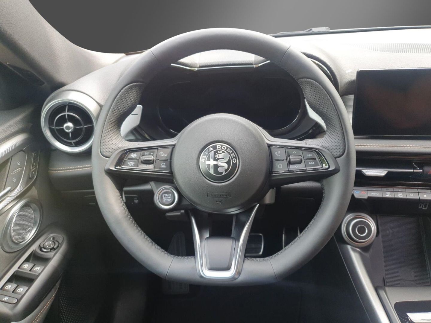 Fahrzeugabbildung Alfa Romeo Tonale Veloce Ibrida 1.5 Mild-Hybrid-MY25-Voll