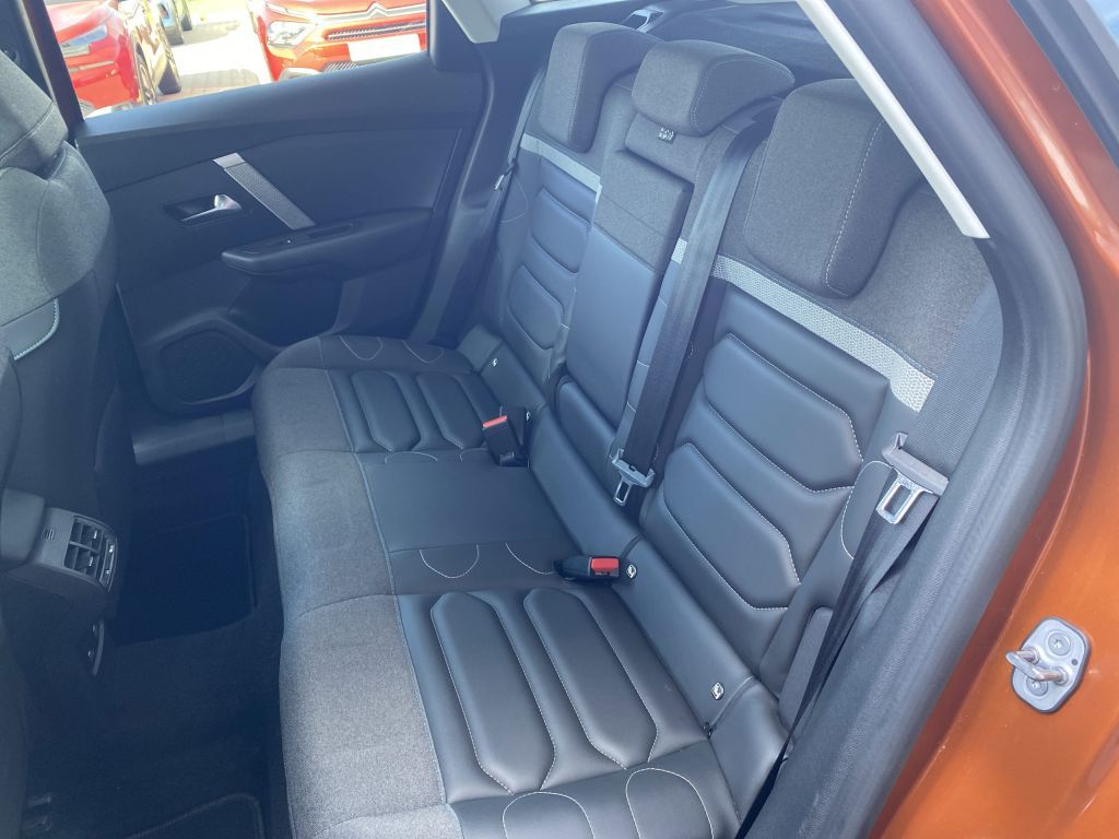 Fahrzeugabbildung Citroën C4 PureTech 130 *Automatik* SHINE *Park-Paket*