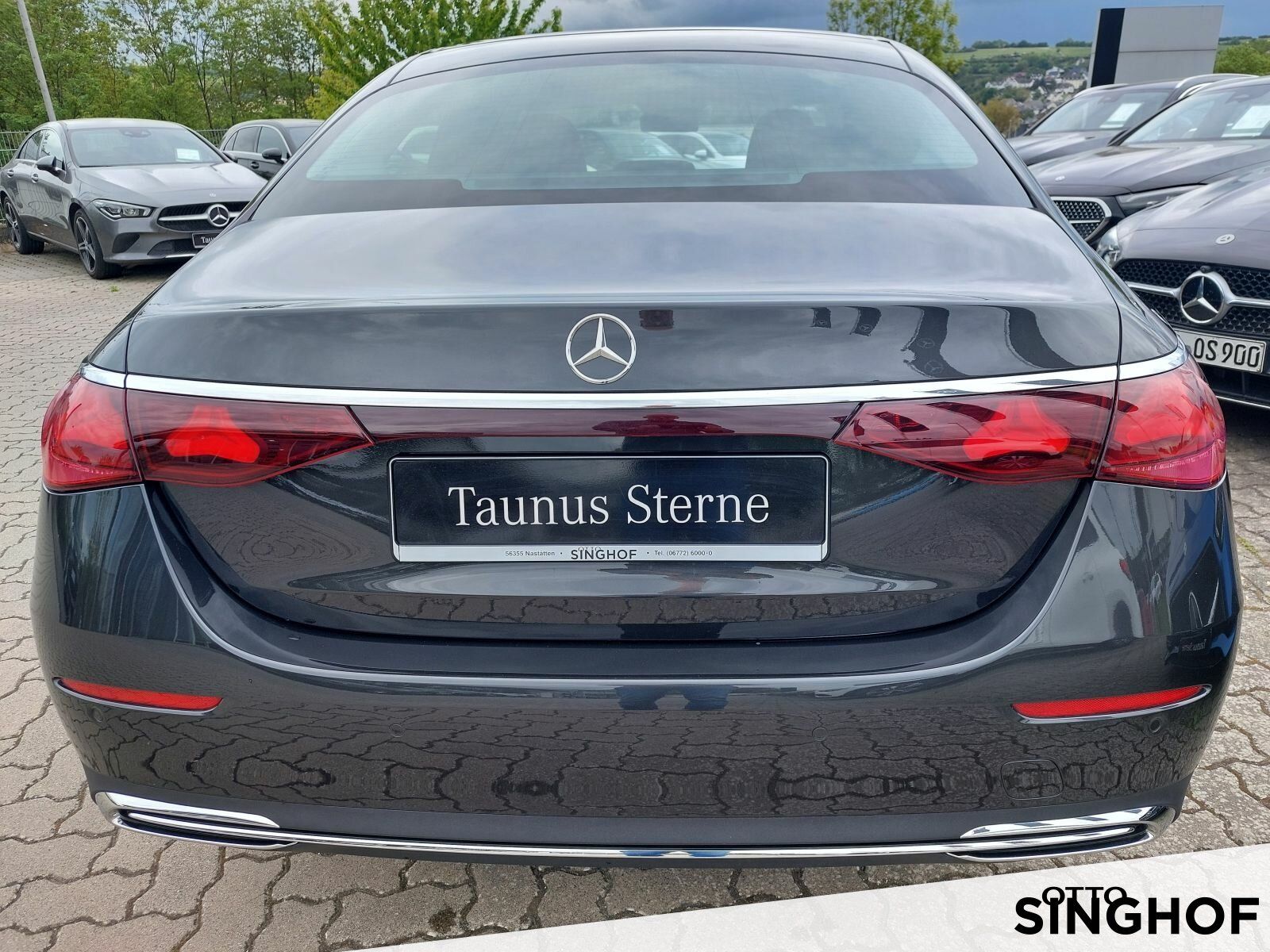 Fahrzeugabbildung Mercedes-Benz E 220 d Avantgarde +AHK+Digital LED+Standhg+360°