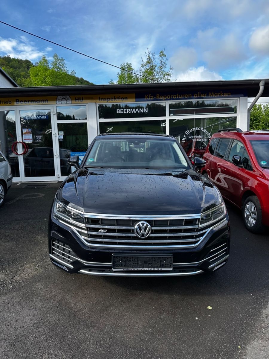 VW Touareg Elegance 4Motion