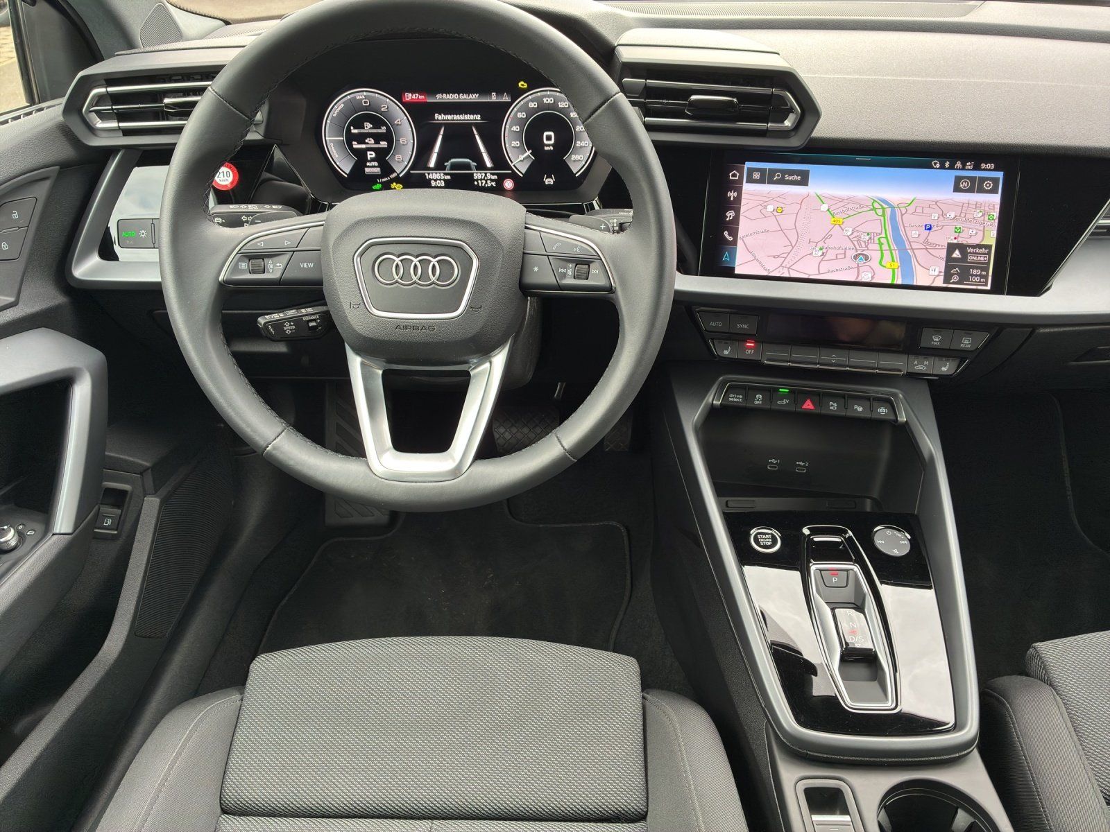 Fahrzeugabbildung Audi A3 Sportback 40 TFSI Kamera,LED,Matrix,Navi,PDC