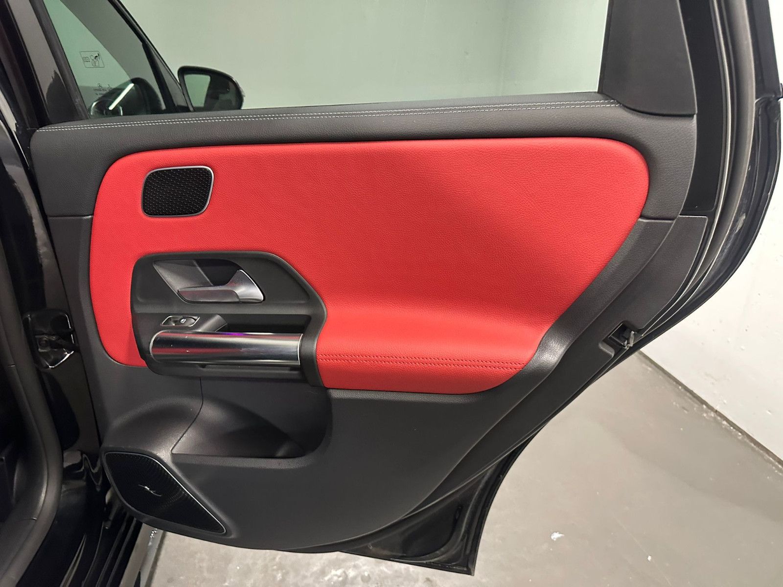 Fahrzeugabbildung Mercedes-Benz B 250 e *AMG-LINE*NIGHT*360*KEYLESS*LEDER*