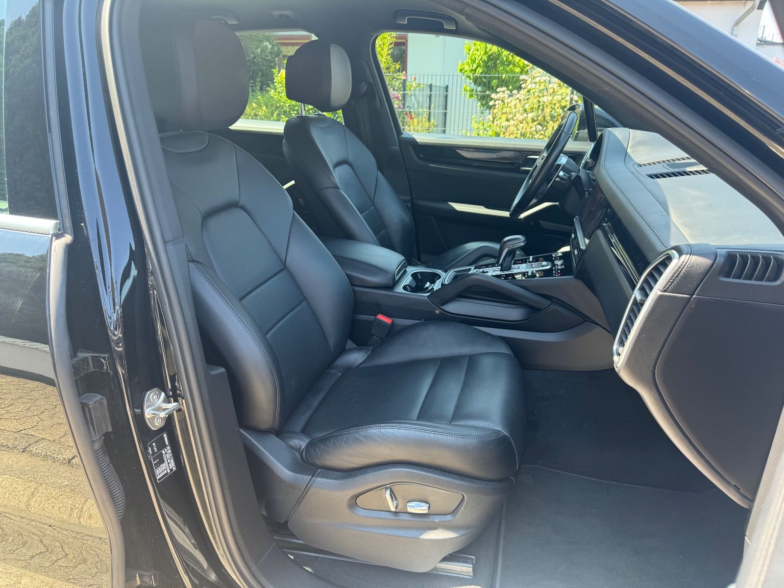 Porsche Cayenne LUFT LEDER NAVI+KAMERA  LED APPLE 1.HAND foto 17