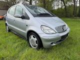 Mercedes-Benz A 160 AVANTGARDE - Mercedes-Benz A 160 in Duisburg