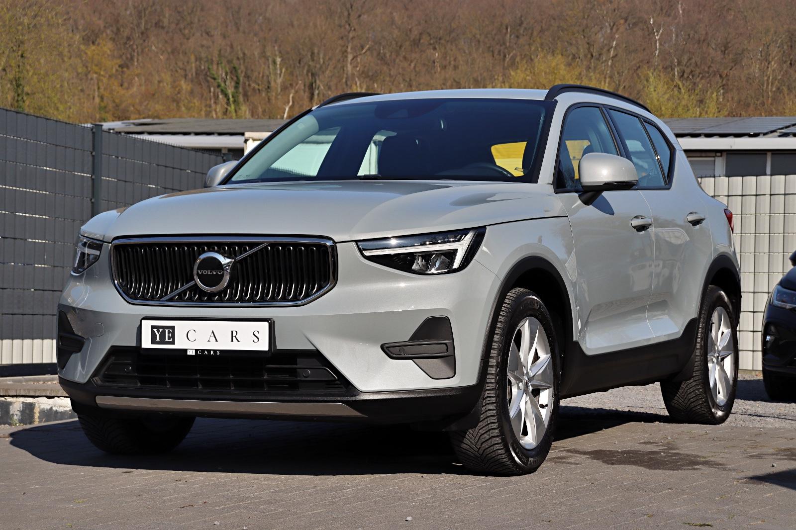 Volvo XC40 Essential 2WD NAVI*LED*RFK*DAB*CAR-PLAY*SHZ