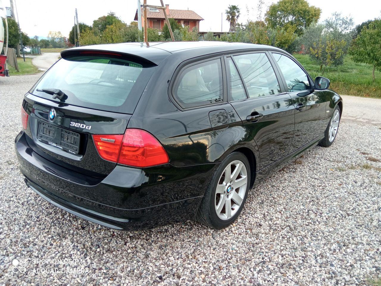 BMW 320 2009 — photo 6