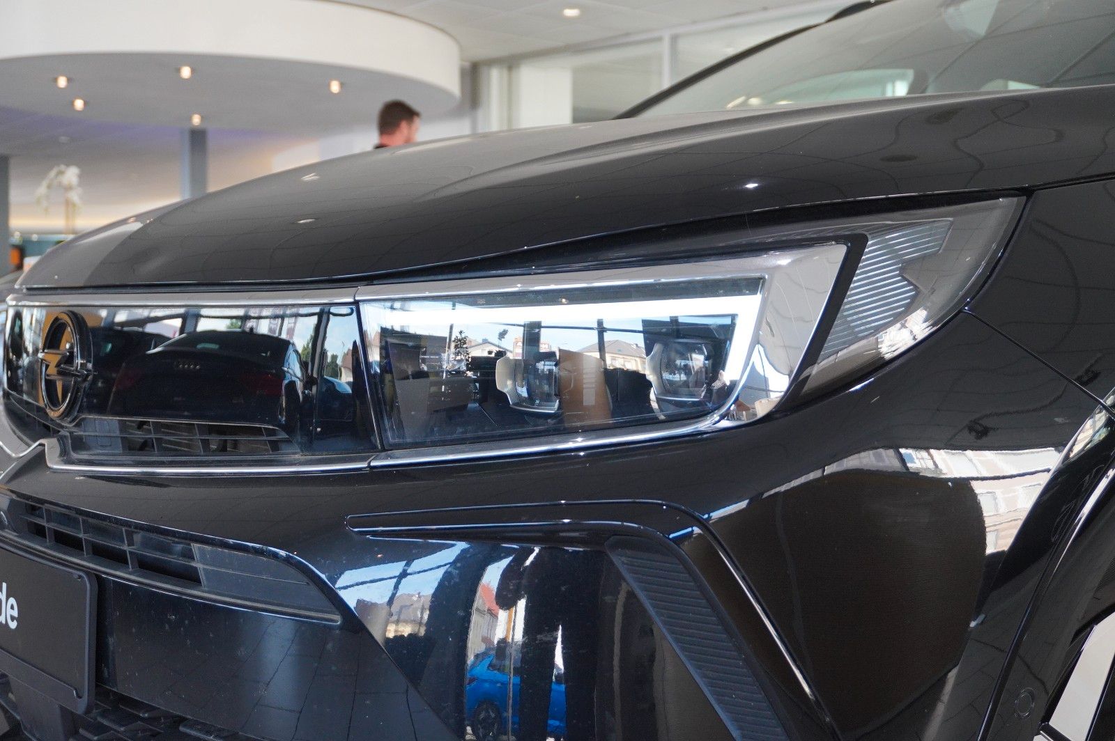 Fahrzeugabbildung Opel Grandland (X) 1.6T GSe HYBRID 4X4 NAVI/SPORT/AHK