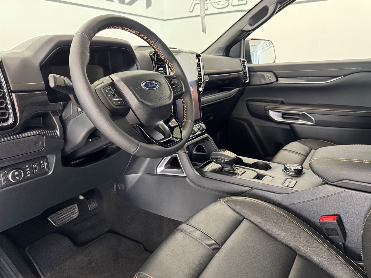 Fahrzeugabbildung Ford Ranger Wildtrak e-4WD Doppelkabine 2.0 Ecoblue A
