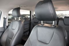 Fahrzeugabbildung Ford S-Max 140kW Titanium Automatik LEDER NAVI Winter