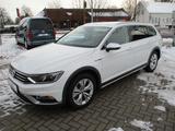 Volkswagen Passat Alltrack  BMT AHK/Navi/ACC/T-Leder - weiße Volkswagen Passat Alltrack