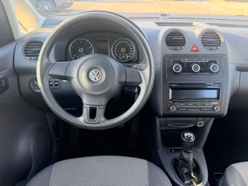 Volkswagen Caddy - 11