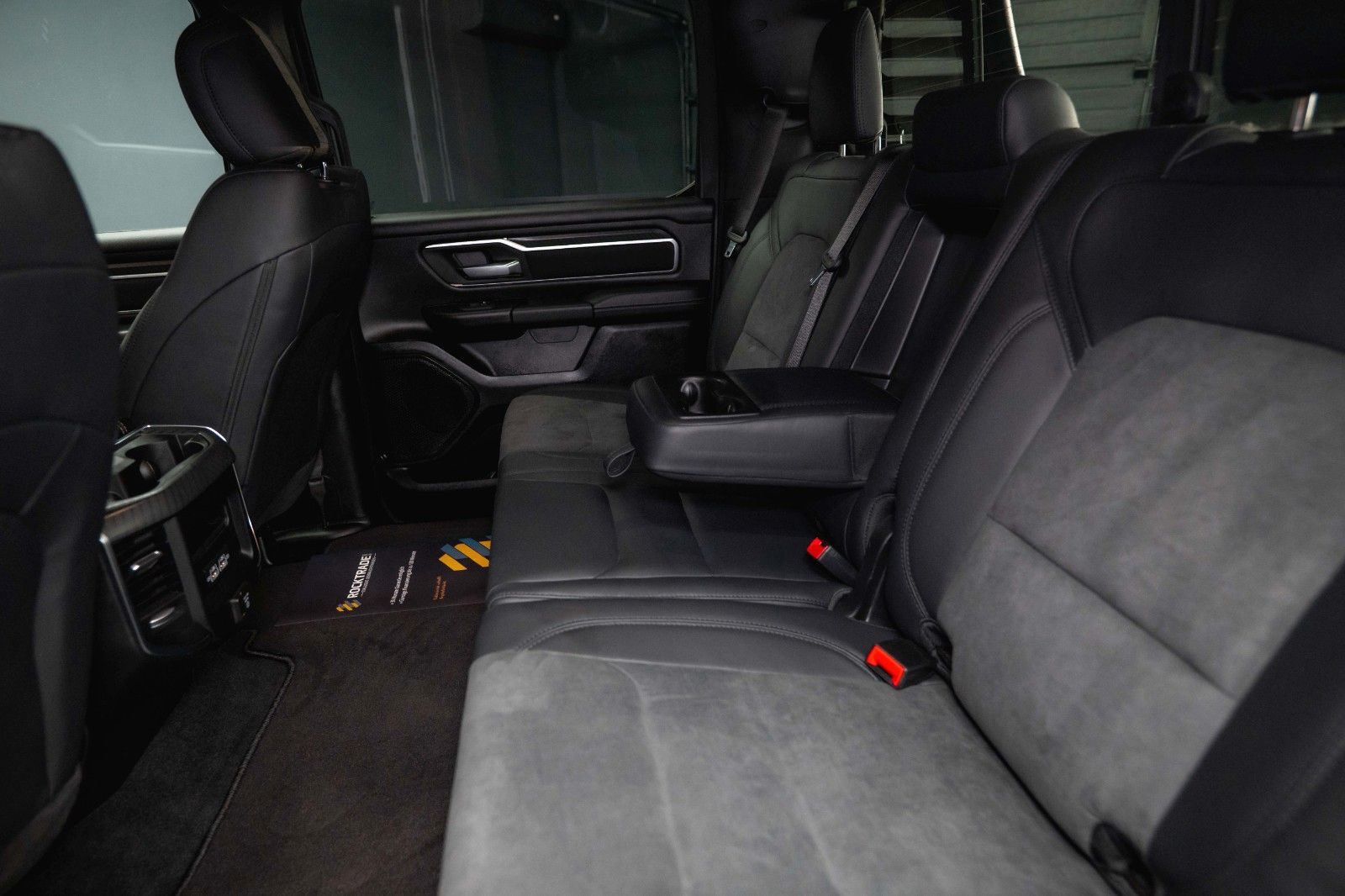 Fahrzeugabbildung Dodge RAM 3.0 MY 25 TWIN TURBO BLACK EDITION *LED*ACC*