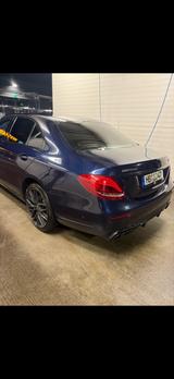 Mercedes-Benz E 220 d EXCLUSIVE Autom. EXCLUSIVE - Mercedes-Benz E 220 mit Diesel-Antrieb: Limousine, Automatik