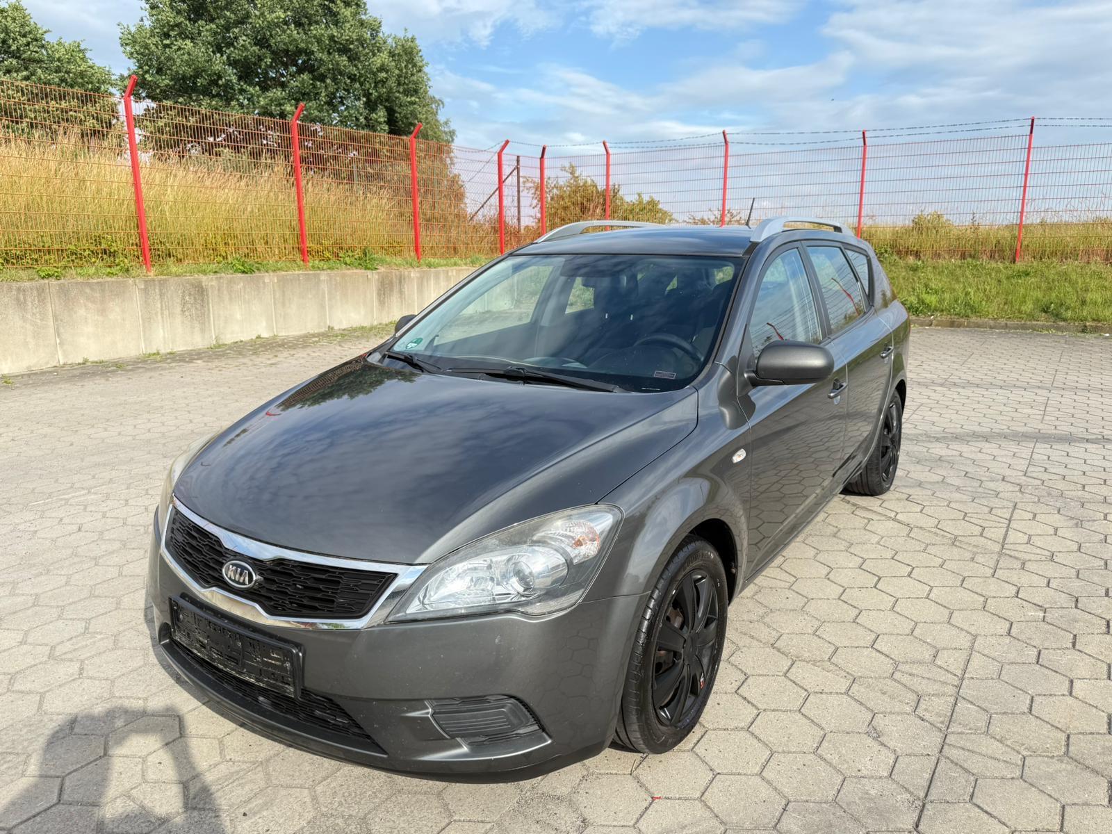 Kia cee'd, 2011