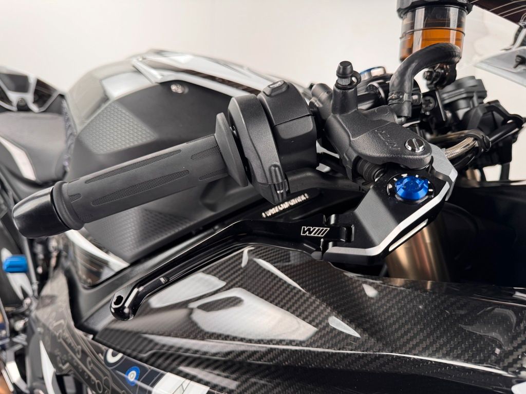 Fahrzeugabbildung BMW S1000 RR *WUNDERLICH *TracTive-SUSPENSION