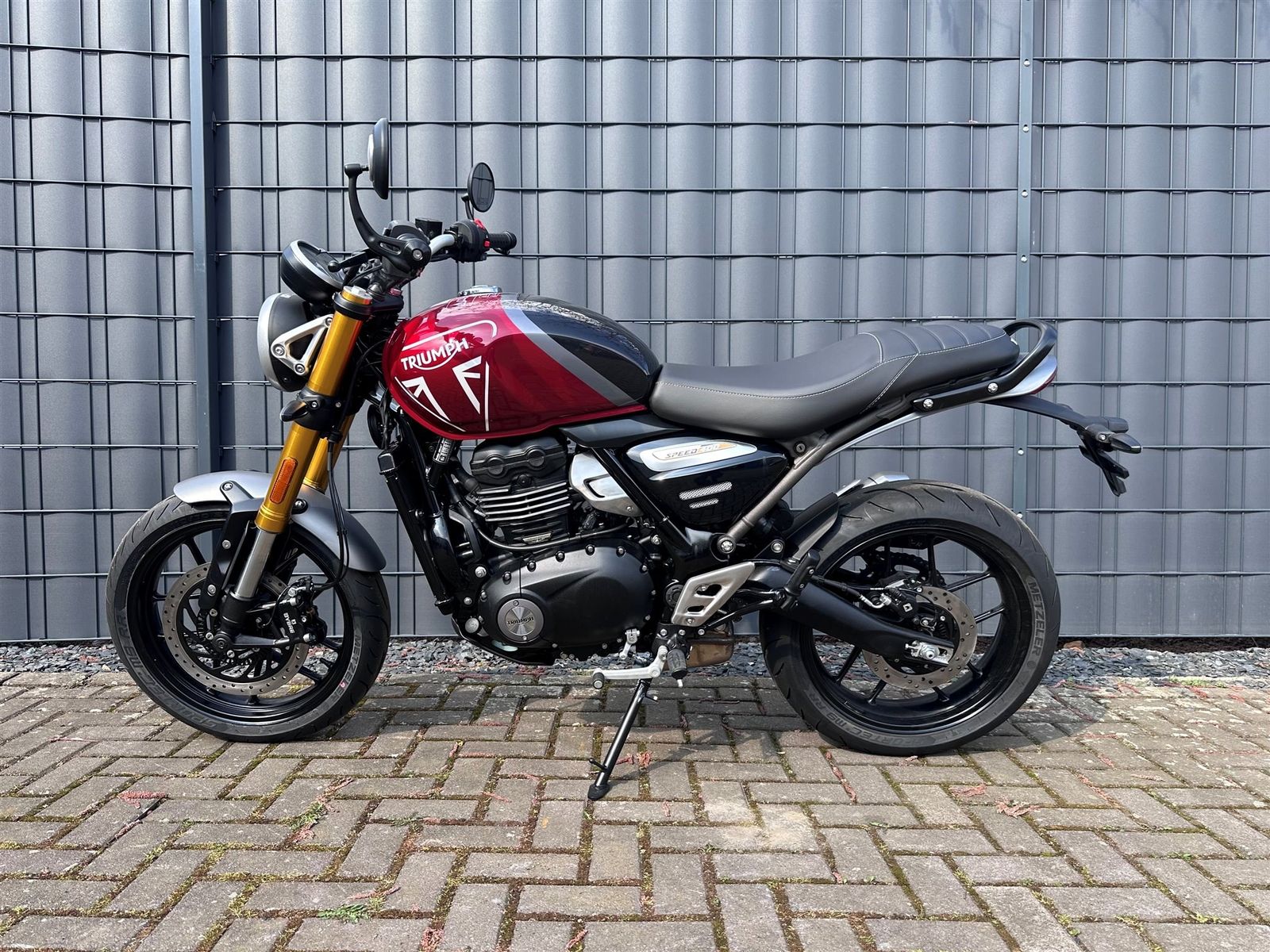 Fahrzeugabbildung Triumph Speed 400