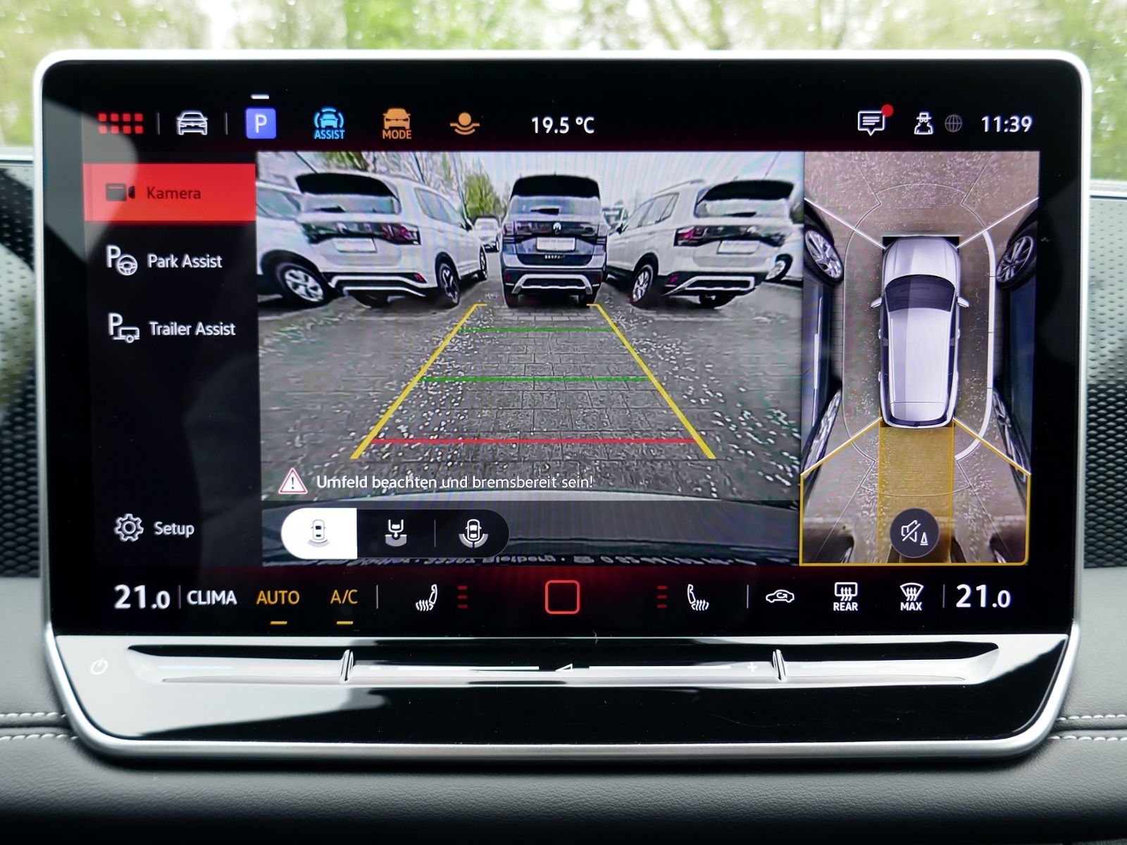 Fahrzeugabbildung Volkswagen Tiguan GOAL 2.0 TDI DSG | RFK LED ACC Navi