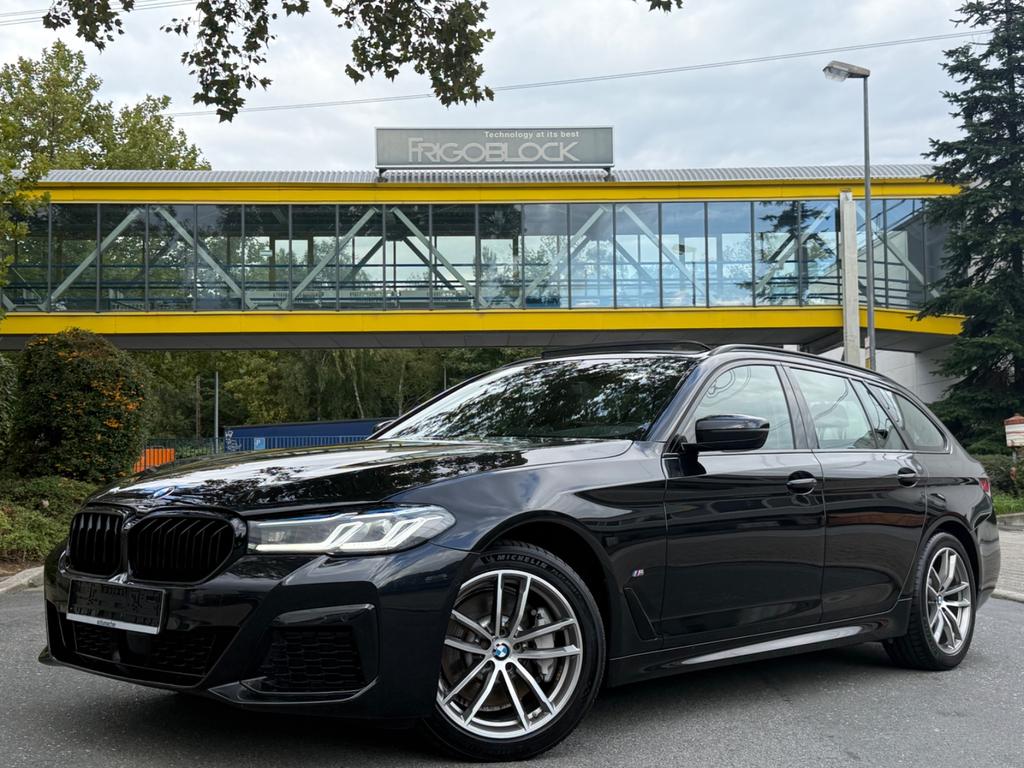 BMW 530 i Touring XDRIVEMSPORTSHADOWPANO 2021