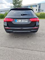 Mercedes-Benz E 250 T AMG Voll| AHK | Ambiente Plus | AMG Menü - gebrauchte Mercedes-Benz E 250 aus dem Jahr 2016